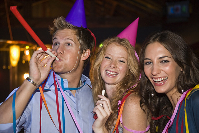 10 North Dakota Bars Perfect for Celebrating New Year's Eve