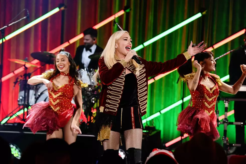 Gwen Stefani Shares Her True Thoughts About Nick Jonas Replacing Her on ‘The Voice’