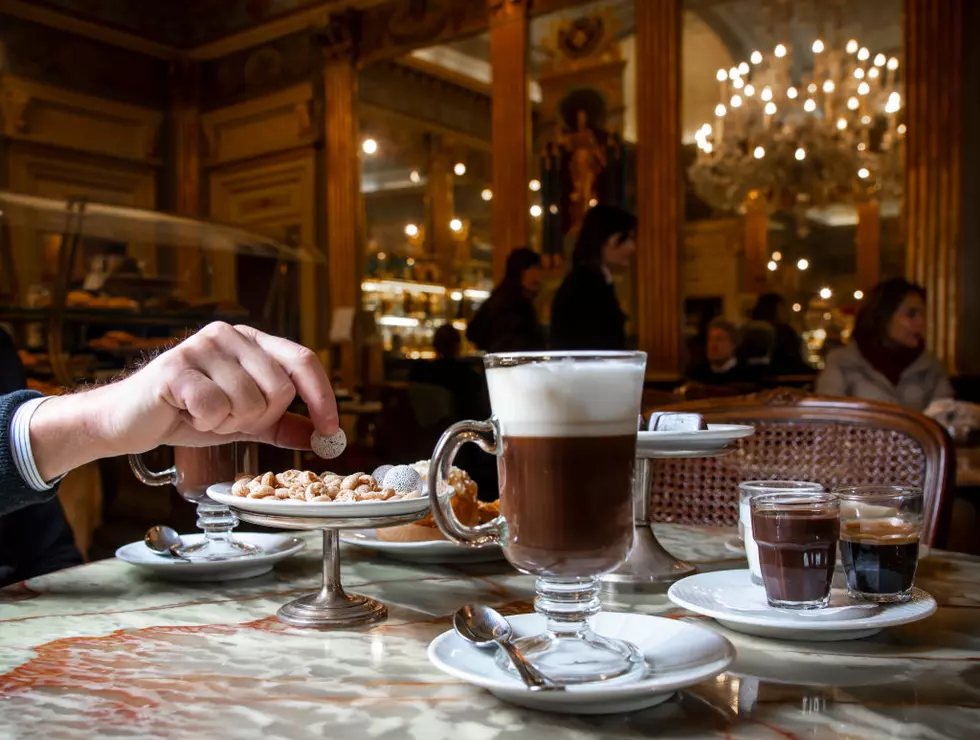 Holiday Hot Cocoa With A Boozy Twist